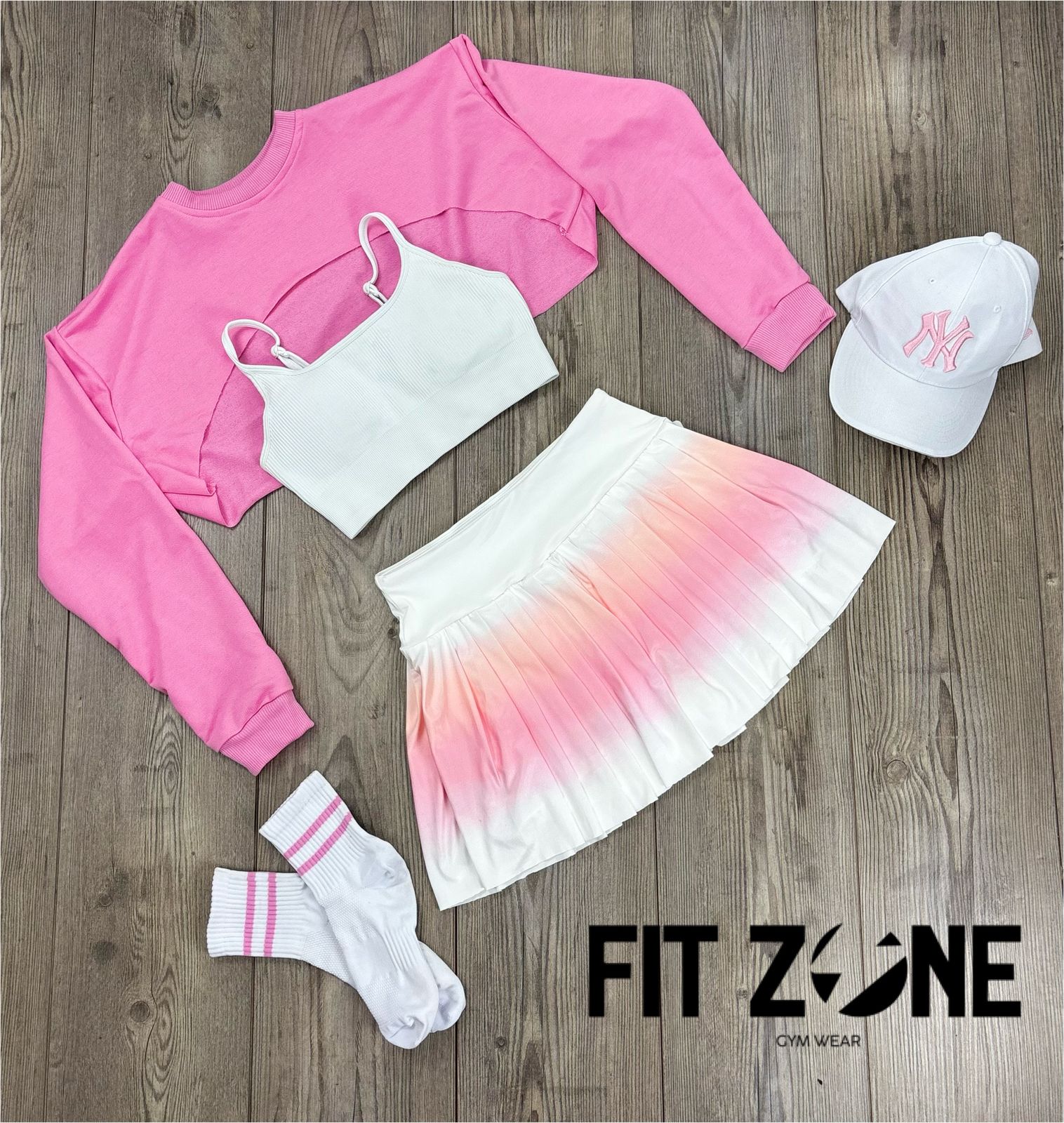 TOTAL LOOK FALDA, TOP Y MANGUITO